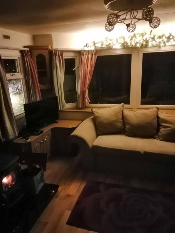Midden Manor Country Stay On A Working Dairy Farm Ballymena Εξωτερικό φωτογραφία